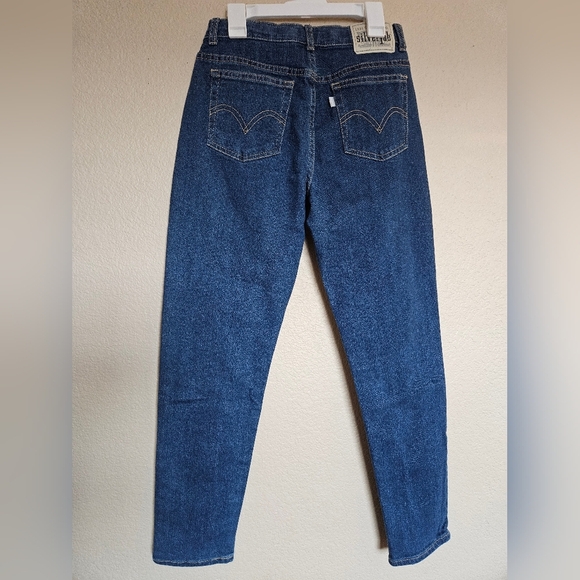 Levi's Silvertab Mini Mom Tapered Slim Jeans 26 - Picture 6 of 10